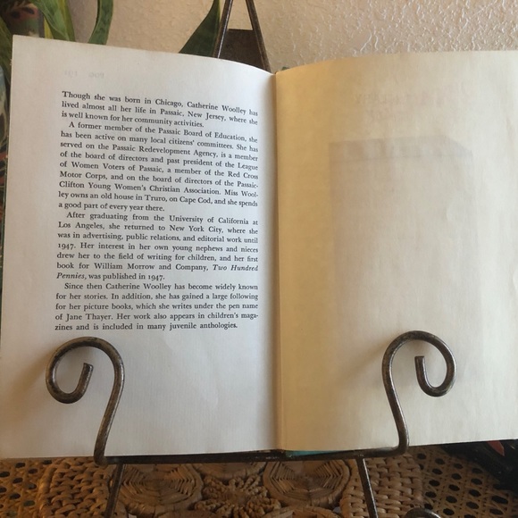 1970 Libby Looks For a Spy Hardback by Catherine Woolley Library Edition USA - Picture 13 of 14